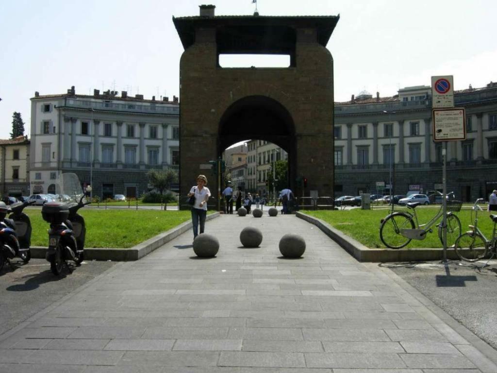 Appartamento Luna 36 In Centro A Firenze Luaran gambar