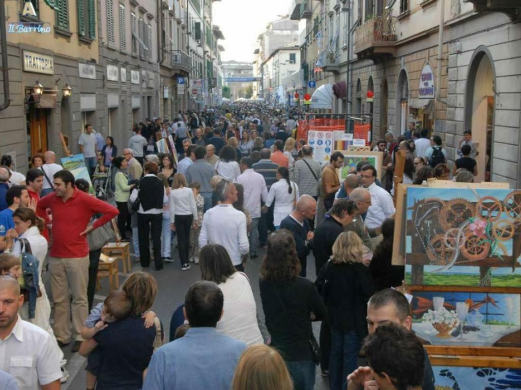 Appartamento Luna 36 In Centro A Firenze Luaran gambar